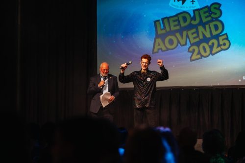 LIEDJESOAVEND-LR-FOTOSHOOT-X-FLOOR-JANSSEN-FOTOGRAFIE edit-x-floor-janssen-fotografie-57