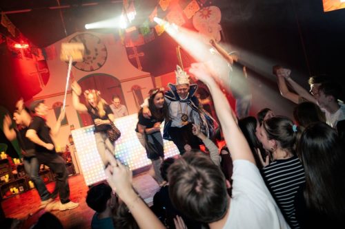 Prinsenbal 108-groot