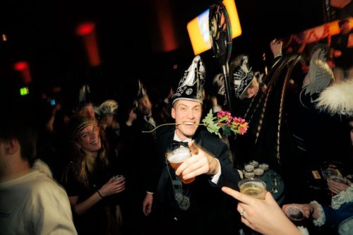 Prinsenbal 111-groot